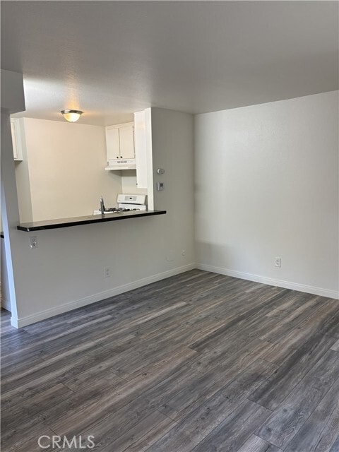 Building Photo - 7120 Carlson Cir