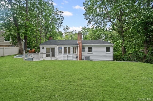 Building Photo - 26 Ravine Rd