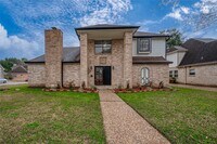 Building Photo - 919 Mockingbird Way