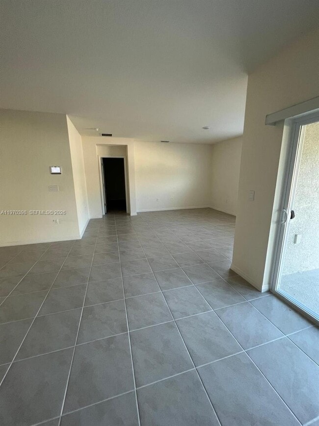 Building Photo - 2710 Trinidad Rd