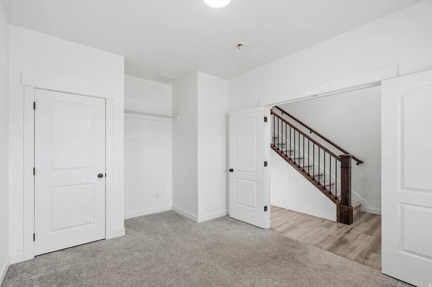 Building Photo - 244 N 200 E