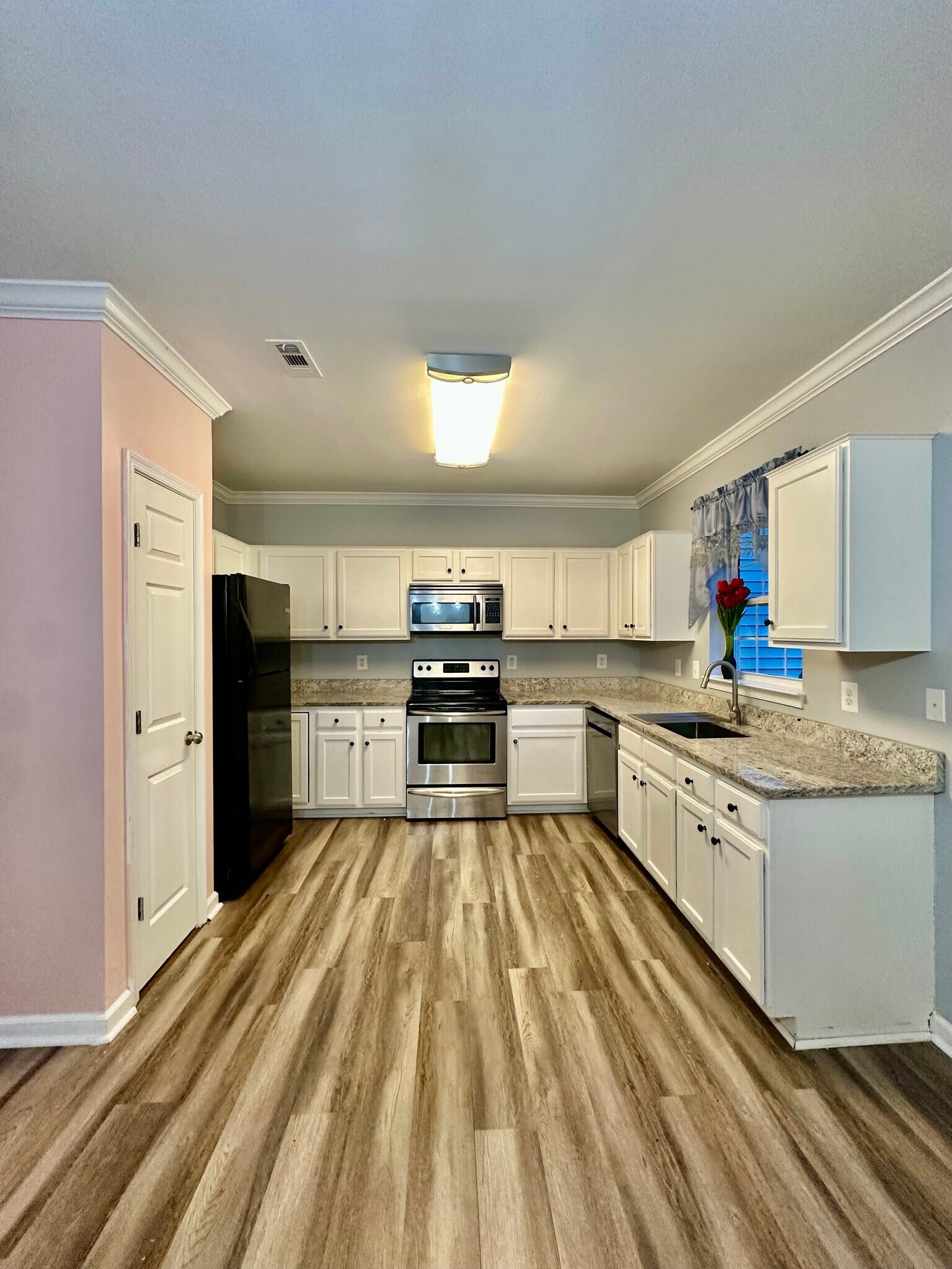 Building Photo - 9472 Black Hawk Ct