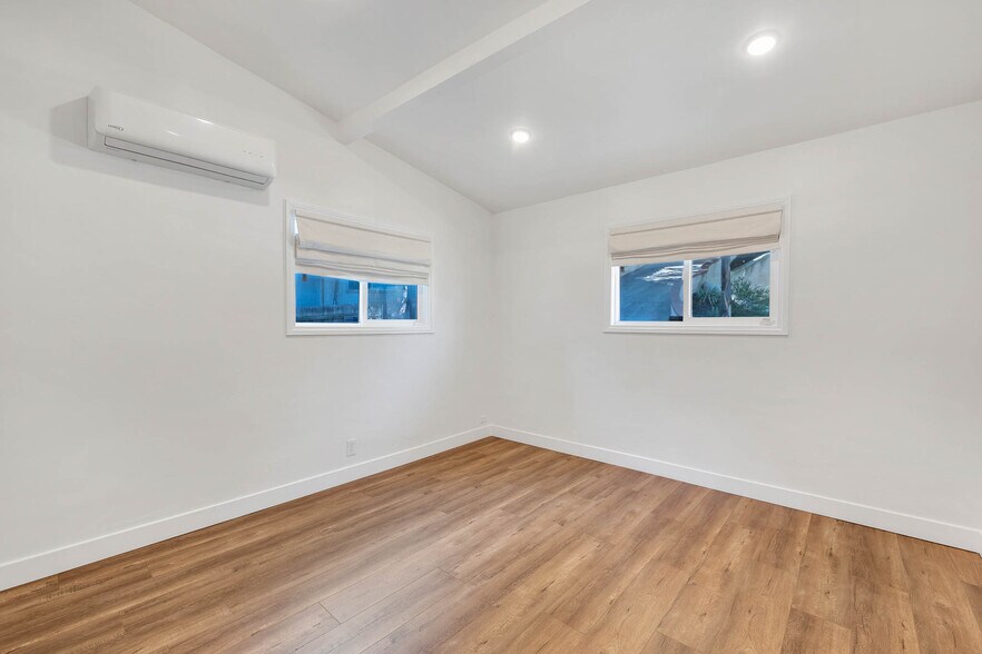 Bedroom 2 - 5338 Campo Rd