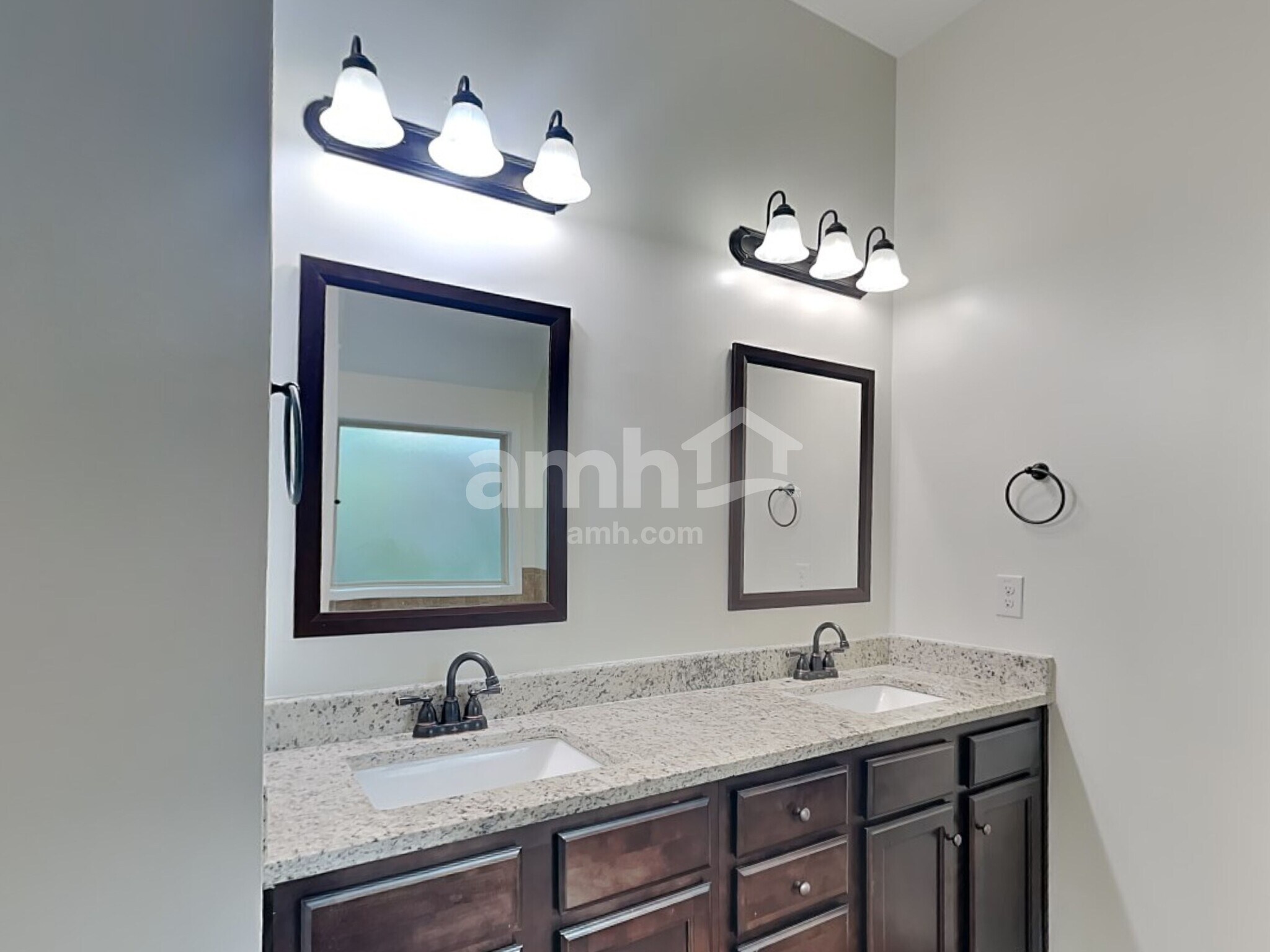 Building Photo - 3004 Feldwood Ct