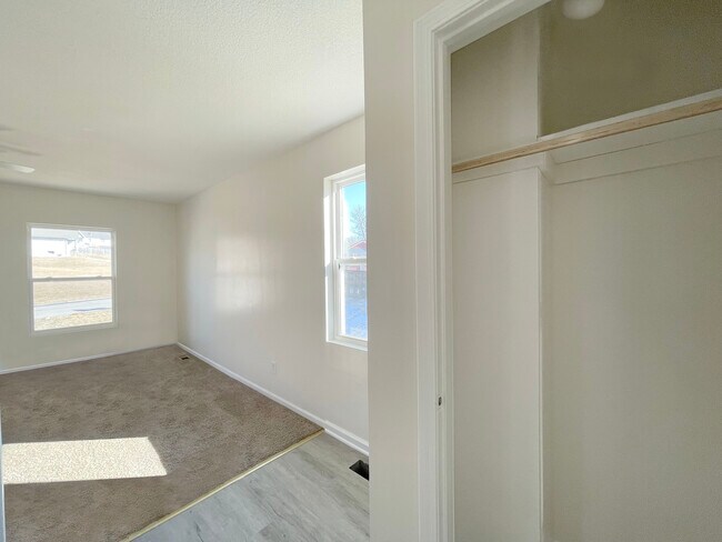 Building Photo - 7104 Orchard Ct