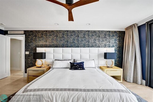 Building Photo - 3100 NE 48th St