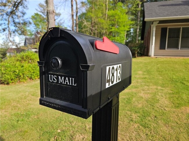 Building Photo - 4813 Hairston Pl