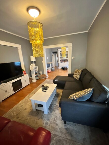 Building Photo - 333 Alewife Brook Pky