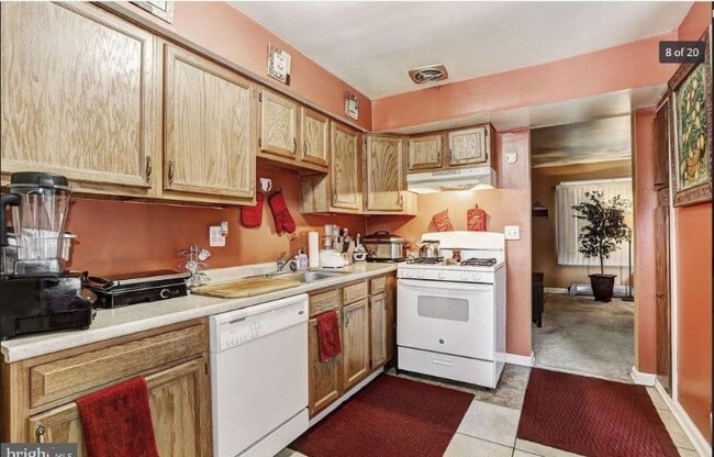 Building Photo - 2615 Hallam Ct