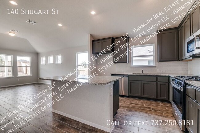Building Photo - 140 Shugart St