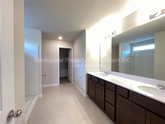 Building Photo - 30561 Gilbern Rd