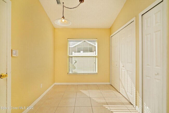 Building Photo - 1541 Wekiva Dr