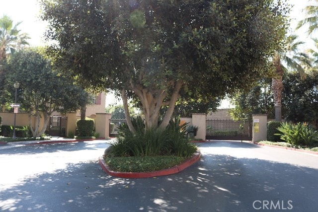 Building Photo - 255 E Santa Fe Ct