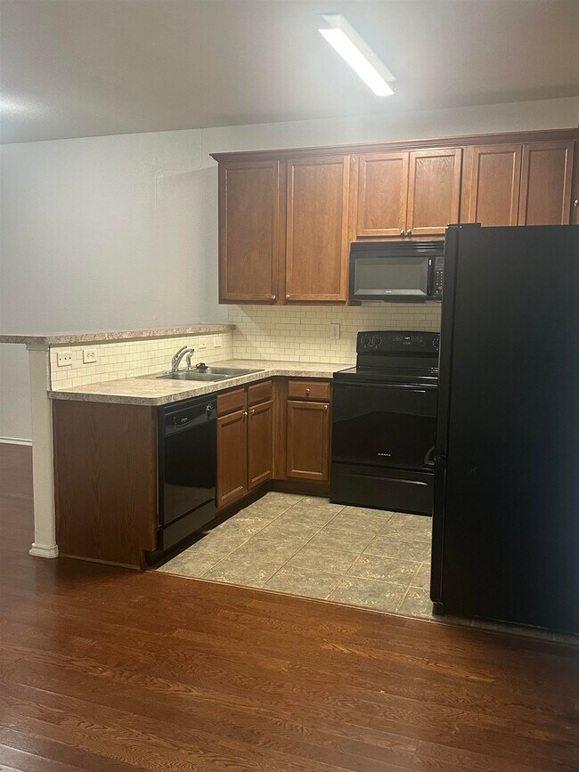 Building Photo - 4109 Copano Bay