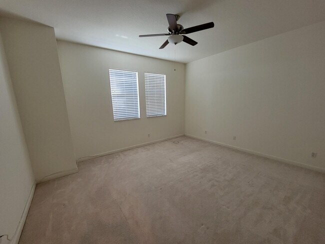 Building Photo - 685 Pacific Grove Dr