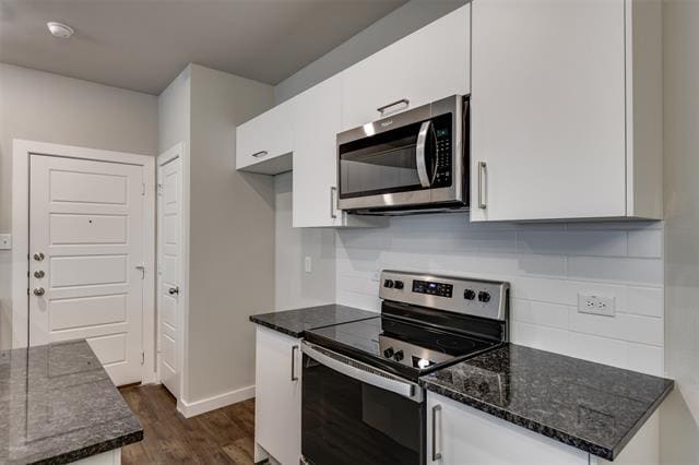 Building Photo - 705 Blackland dr