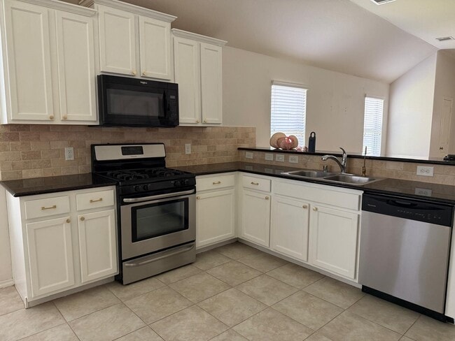 Building Photo - 3643 Goldleaf Trail Dr