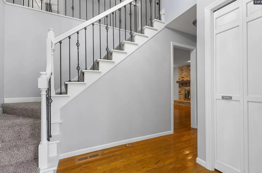 Building Photo - 1900 Vernon Dr S