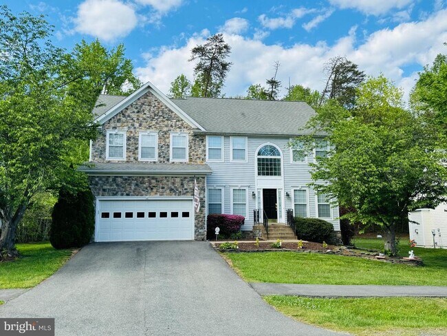 Building Photo - 52 Lightfoot Dr