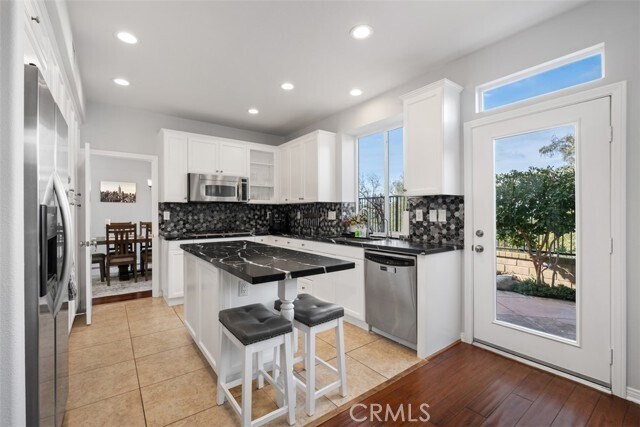 Building Photo - 24571 Summerland Cir