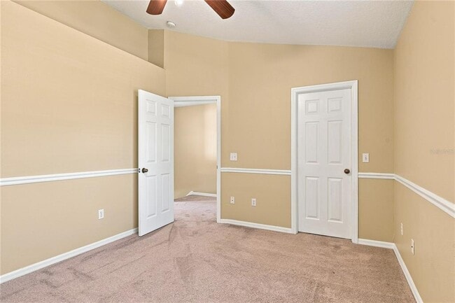 Building Photo - 13710 Forest Lake Dr