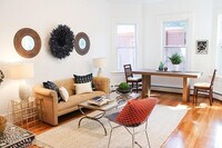 Building Photo - 15 Trowbridge St