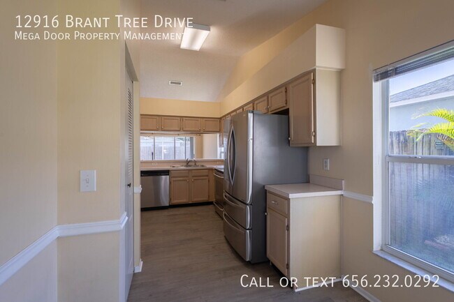 Building Photo - 12916 Brant Tree Dr