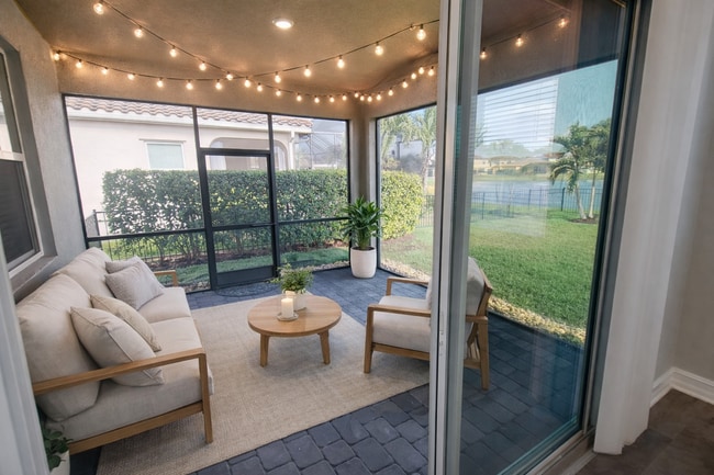 Building Photo - 13232 Saw Palm Crk Trl