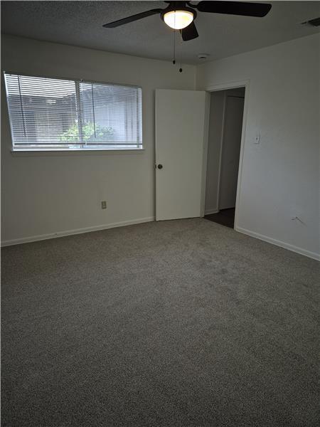 Building Photo - 1104 Woodland W Dr