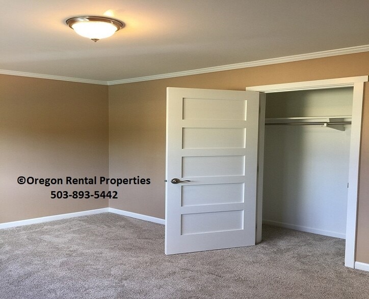 Building Photo - 2052 SE 181st Ave