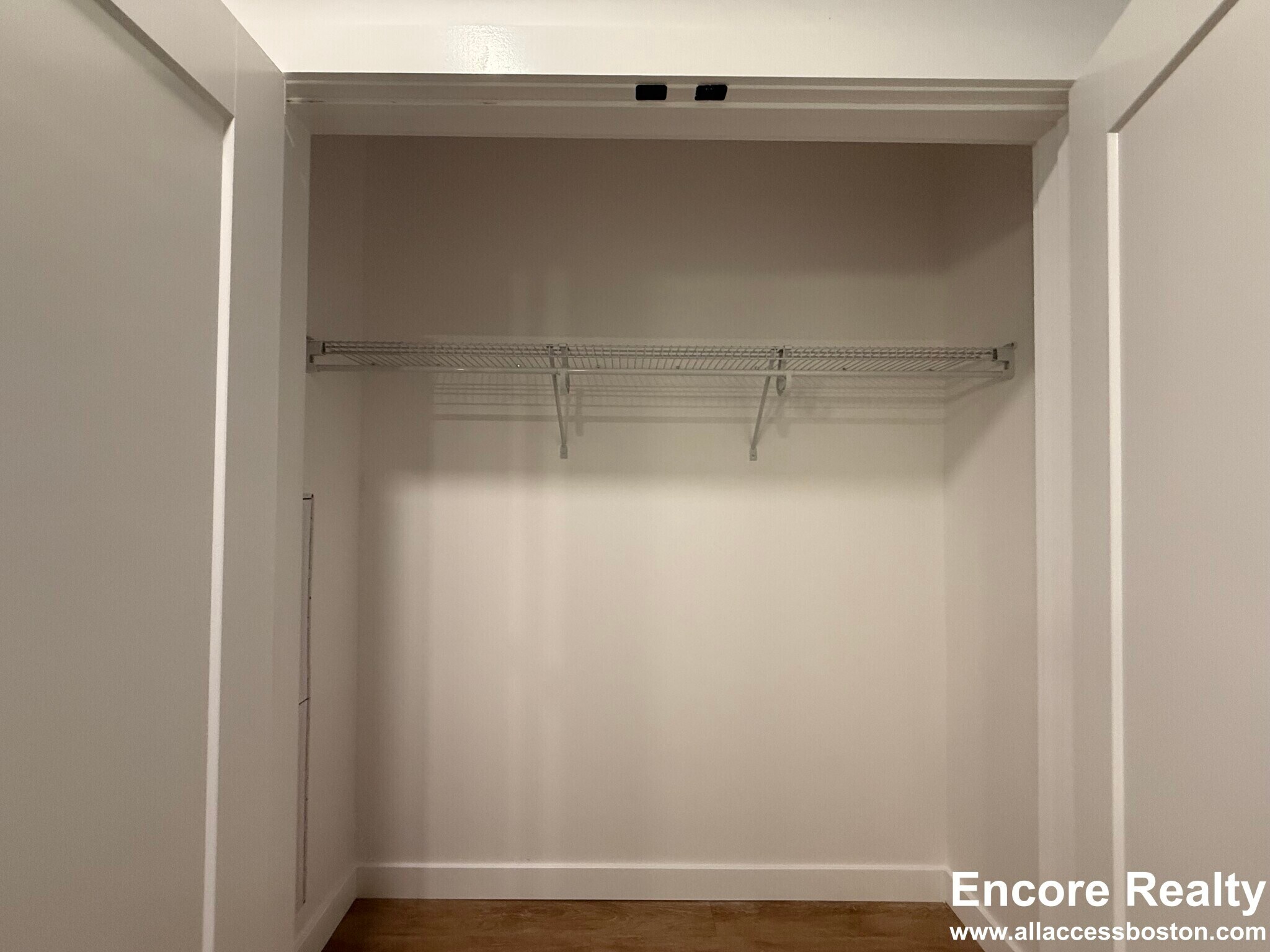 Building Photo - 199 Gardner St