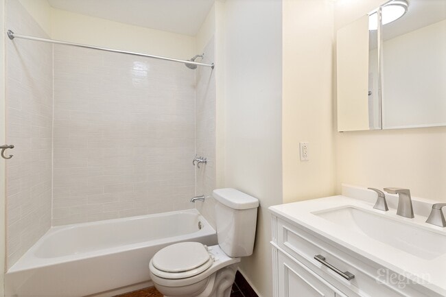 Building Photo - 244 Macon St