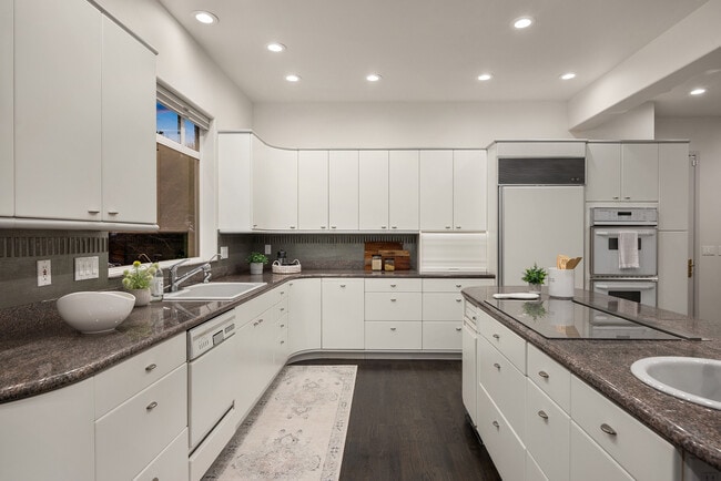 Building Photo - 1146 Country Ridge Dr