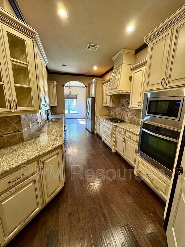 Building Photo - 3121 SW 136th Terrace