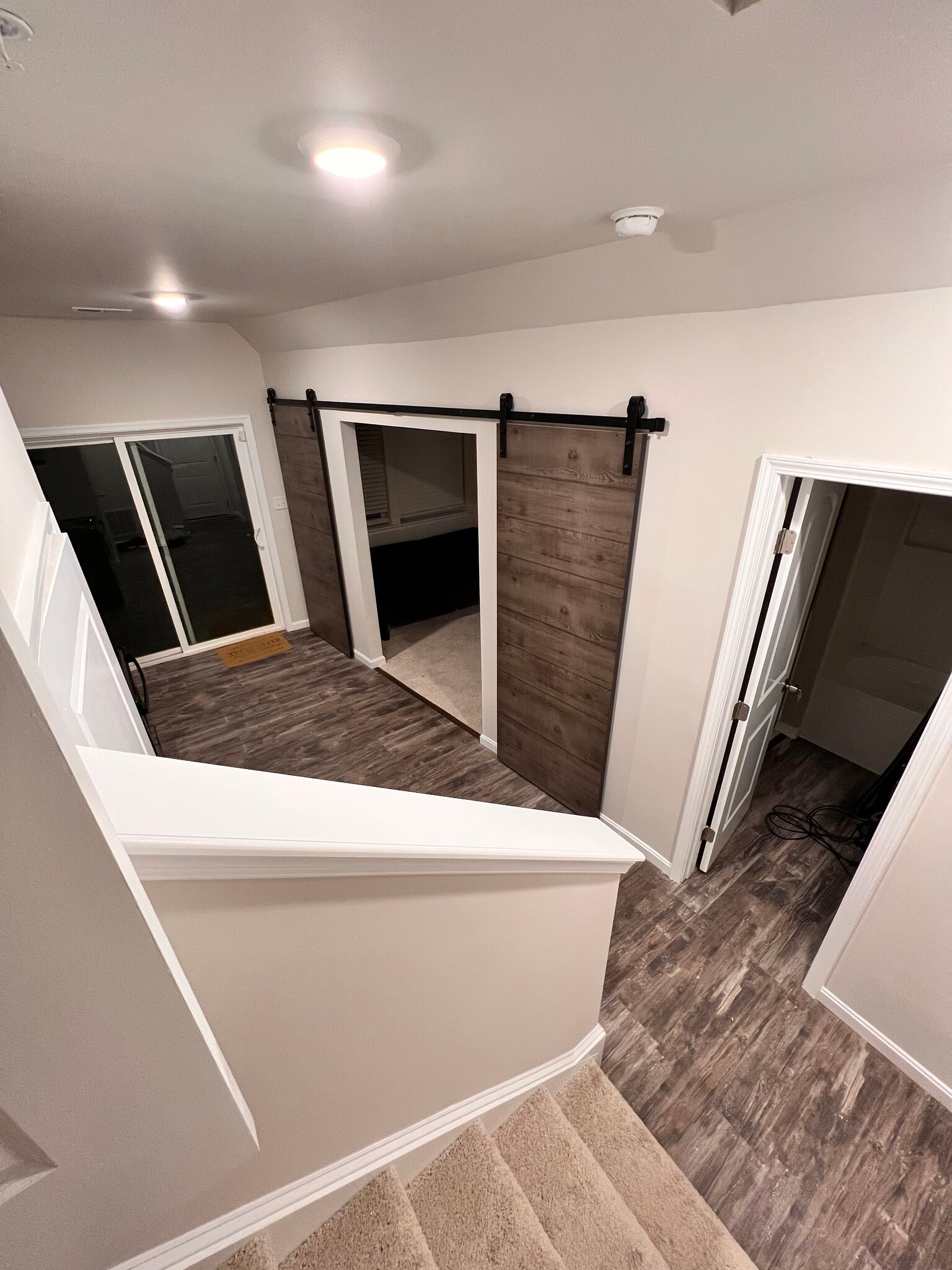 Building Photo - 2067 Hinshaw Dr