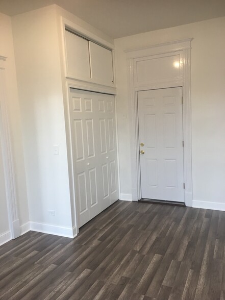 Primary Photo - 2227 W 19th St