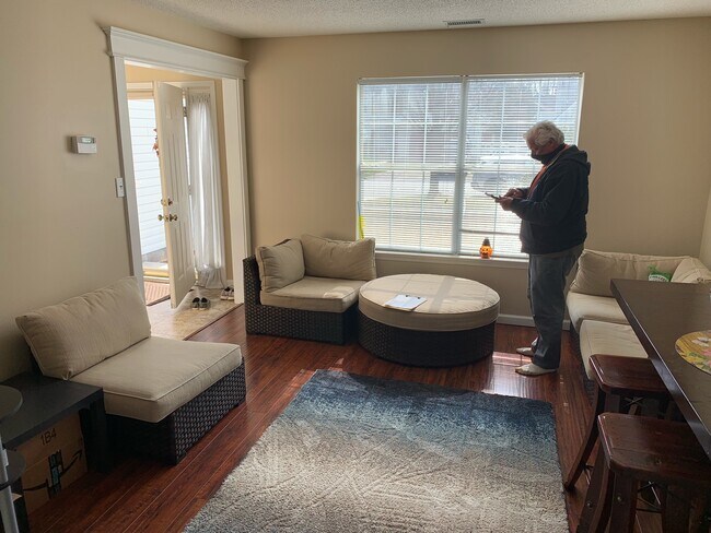 Sitting Room - 2736 Mulberry Loop