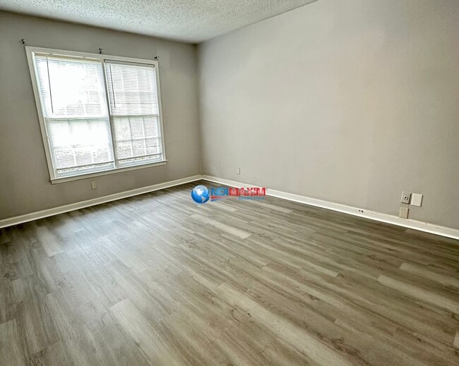 Building Photo - 493 Stone Mountain St