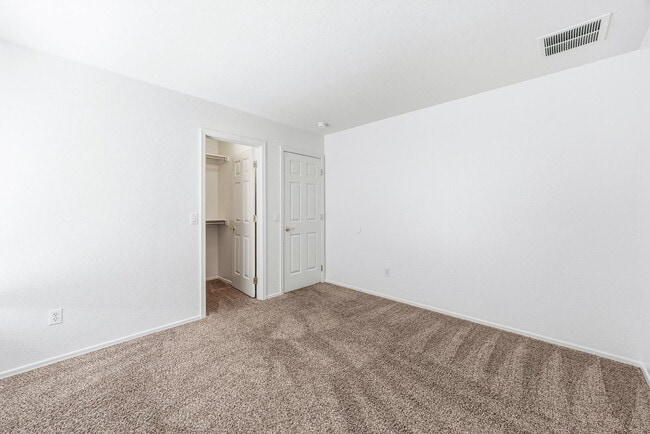 Building Photo - 2899 W White Canyon Rd
