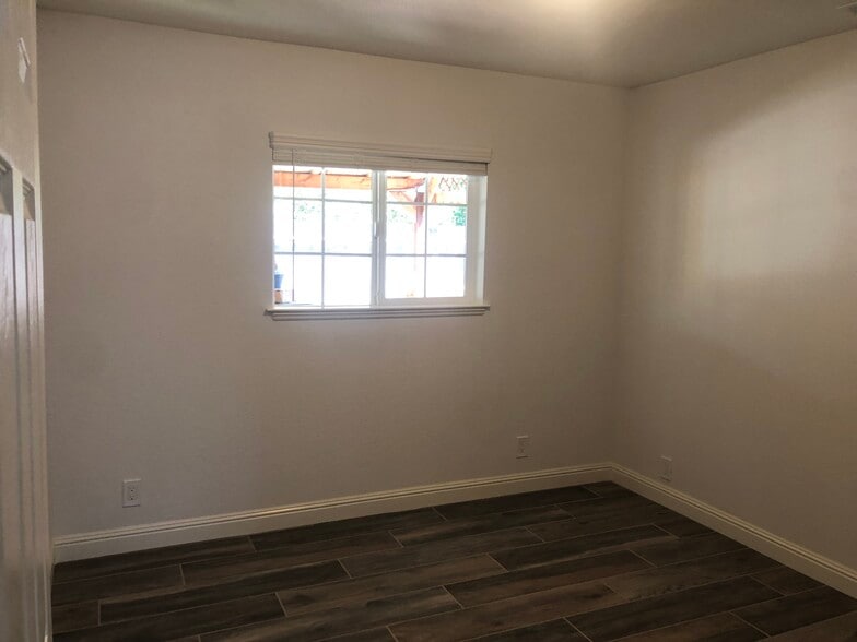 Bedroom 2 - 648 Jefferson Ave