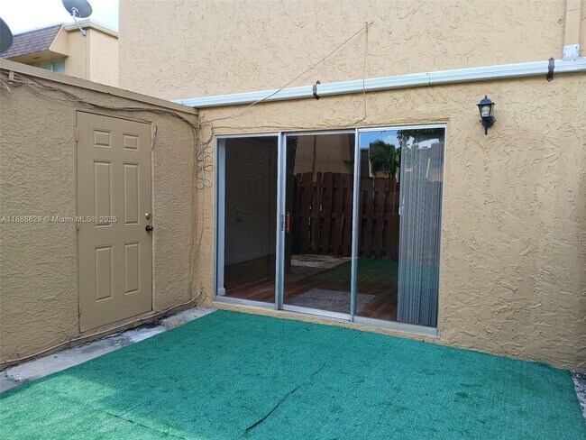 Building Photo - 5845 Blueberry Ct