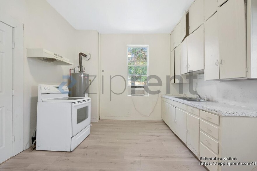 Building Photo - 3711 Wendelkin St