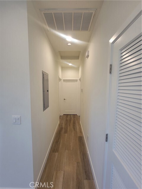 Building Photo - 7334 Vineland Ave