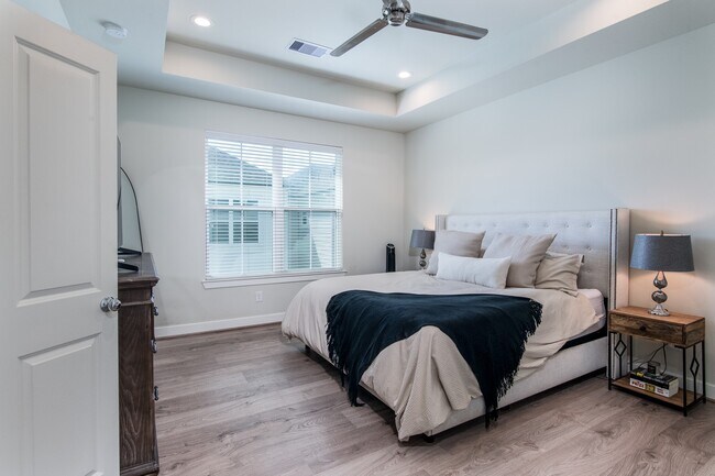 Building Photo - 4919 Avenue J