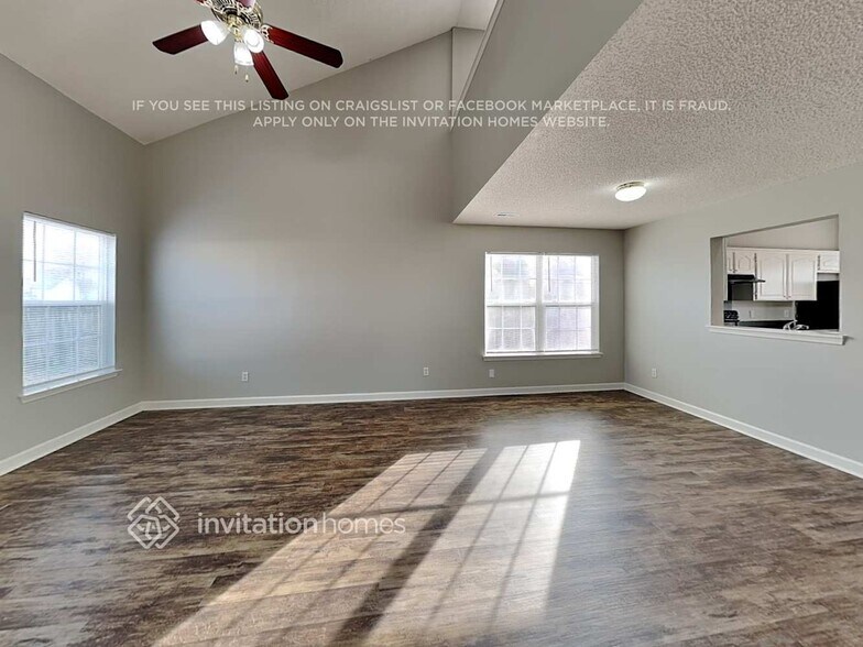 Building Photo - 4840 Aldersbrook Dr