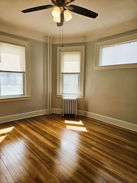 Building Photo - 56 4th Ave