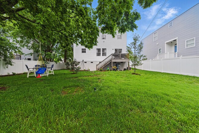 Building Photo - 8101 Ransom Rd