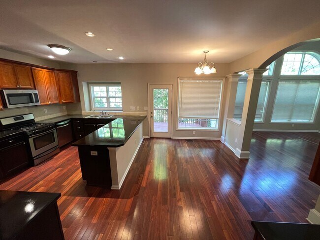 Building Photo - 10704 Copper Ridge Dr