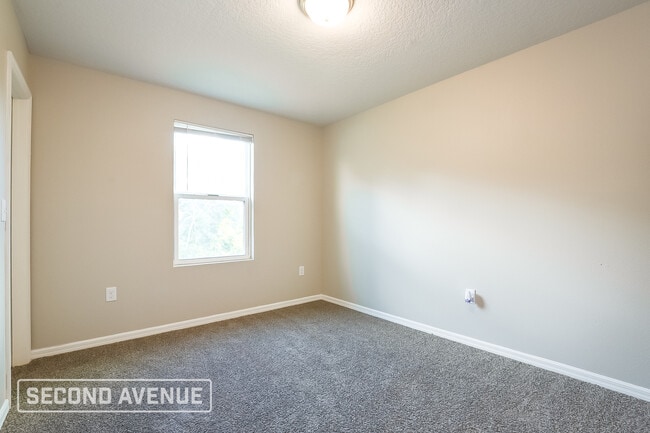 Building Photo - 208 Flounder Pl