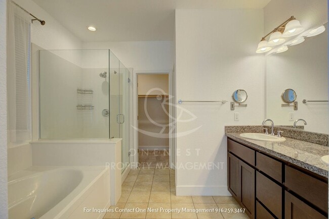Building Photo - Early Summer move in, available ASAP 4 bd 3 bth backyard and balcony